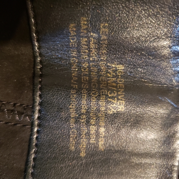 BCBG black suede heeled boots - Picture 4 of 5